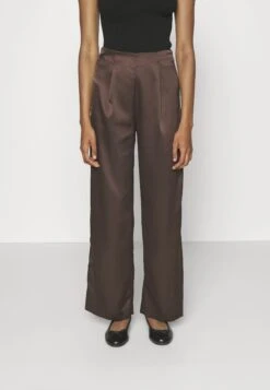 Pantalones - Brown