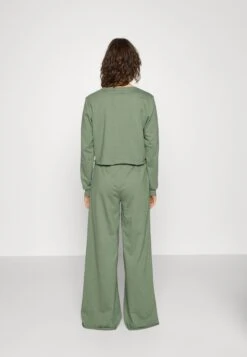 Anna Field Pijama - Khaki -Tienda Barata Anna Field 8eaebd3ad0c54d2ca8b5c66614b78047