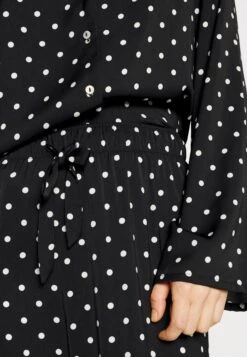 Anna Field Pijama - Black/Off-White 12 Anna Field Pijama - Black/Off-White -Tienda Barata Anna Field 981d5fa029ec42d78a5e91a71b6356b0